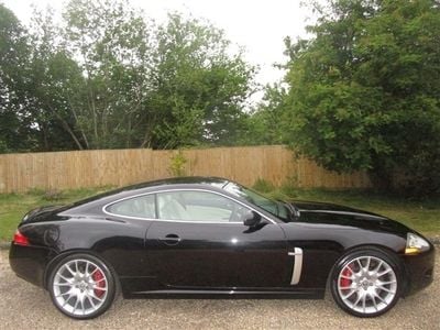 Jaguar XKR