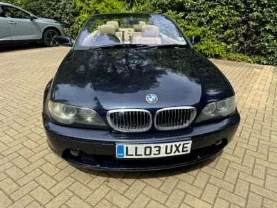 Begagnad BMW 320 2003 Blå Cab