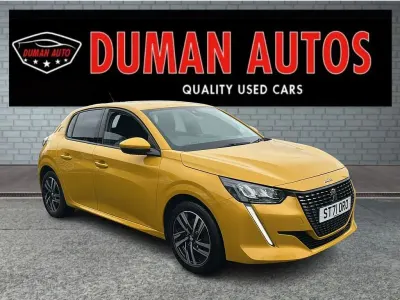 Używany Peugeot 208 Allure 100 KM (73 kW) 2021 Żółty Hatchback