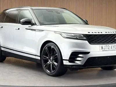 Used Land Rover Range Rover Velar HSE Dynamic 204 HP (150 kW) 2021 Hakuba silver SUV
