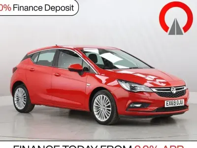Used Vauxhall Astra Elite 150 HP (110 kW) 2019 Red Hatchback