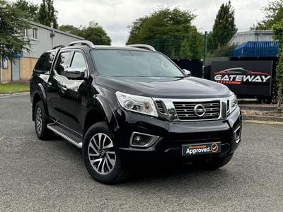 Used Nissan Navara Tekna 190 HP (139 kW) 2017 Black Pickup