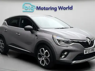 Used Renault Captur Techno 145 HP (106 kW) 2023 Grey/black SUV