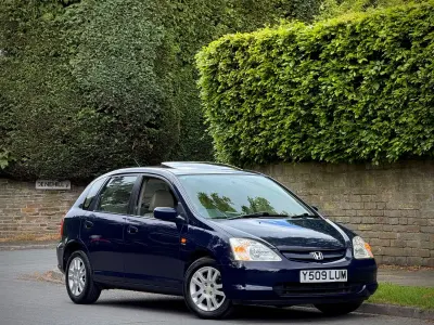 Używany Honda Civic Executive 110 KM (80 kW) 2001 Niebieski Hatchback