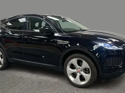 Usado Jaguar E-Pace 200 HP (147 kW) 2020 Preto SUV