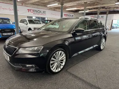 Used Skoda Superb SE L Executive 190 HP (139 kW) 2016 Black Estate