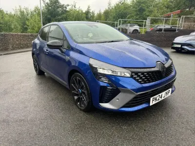 Used Renault Clio V Esprit Alpine 140 HP (102 kW) 2024 Blue Hatchback