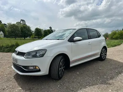 Usado VW Polo Beats 2017 Branco Citadino