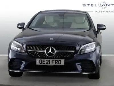 Begagnad Mercedes C200