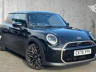 Used Mini Cooper S Hatch 201 HP (147 kW) 2025 Black Hatchback