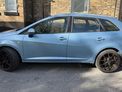 Used Seat Ibiza ST SE 105 HP (77 kW) 2012 Blue Estate