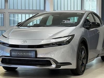 Novo Toyota Prius Design 223 HP (164 kW) 2025 Prateado Citadino