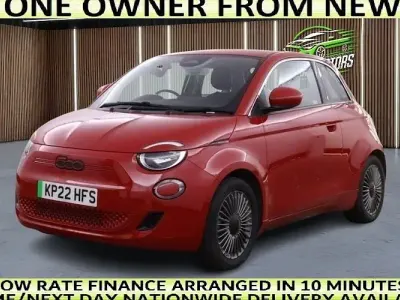 Second-hand Fiat 500e Red 86 kW (118 CP) 2026 Hatchback