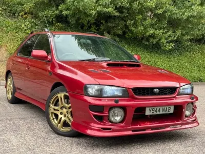 Used Subaru Impreza 2001 Red Hatchback
