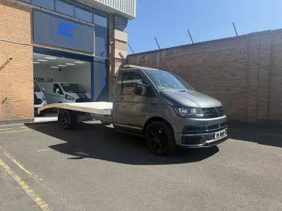 Used VW Transporter Startline 140 HP (102 kW) 2016 Grey Van