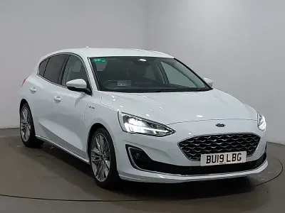 Używany Ford Focus Vignale 125 KM (91 kW) 2019 Biały Hatchback