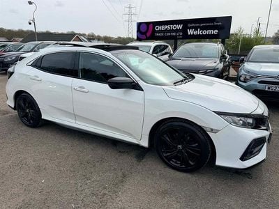 Used Honda Civic EX 120 HP (88 kW) 2018 White Hatchback