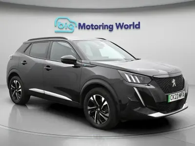 Gebraucht Peugeot e-2008 GT 100 kW (136 PS) 2023 SUV