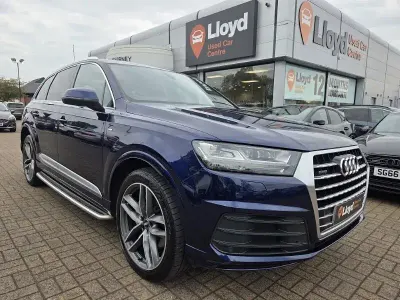 Used Audi Q7 S-Line 2019 Blue SUV