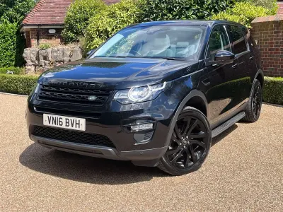 Used Land Rover Discovery Sport HSE 180 HP (132 kW) 2016 Black SUV