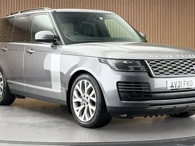 Used Land Rover Range Rover 300 HP (220 kW) 2021 Grey SUV