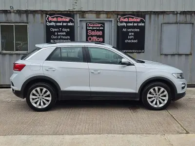 Used VW T-Roc SE 115 HP (84 kW) 2020 Silver SUV