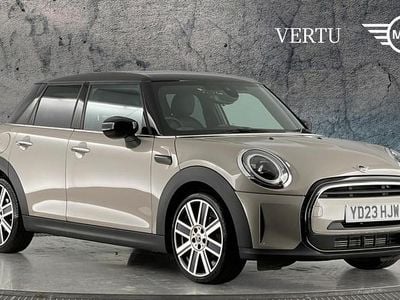 Używany Mini Cooper Exclusive 136 KM (100 kW) 2023 Szary Hatchback