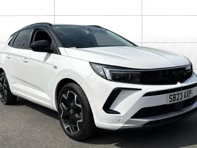 Used Vauxhall Grandland X Ultimate 131 HP (96 kW) 2023 White SUV