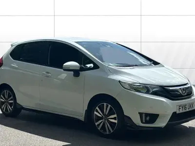 Używany Honda Jazz EX 102 KM (75 kW) 2016 Biały Hatchback
