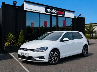 Used VW Golf VII Match 115 HP (84 kW) 2019 White Hatchback