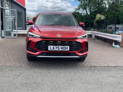 Used MG ZS Trophy 196 HP (144 kW) 2025 Red SUV