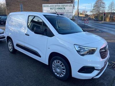White Used 2020 Vauxhall Combo Sportive Van | £7,995 (Good price)