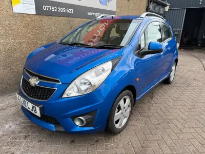 Used Chevrolet Spark LT 2010 Blue Hatchback