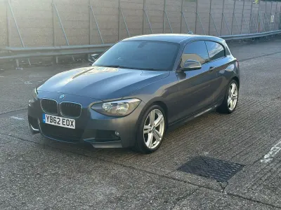 Usado BMW 118 M Sport 170 HP (125 kW) 2012 Cinzento Citadino