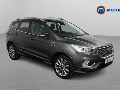 Käytetty Ford Kuga 182 HP (133 kW) 2019 Harmaa Katumaasturi