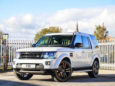 White Used 2016 Land Rover Discovery 4 Landmark SUV | £17,995 (Good price)
