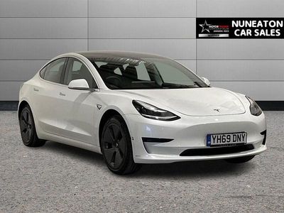 White Used 2019 Tesla Model 3 Standard Range Plus Sedan | £12,900 (Fair price)