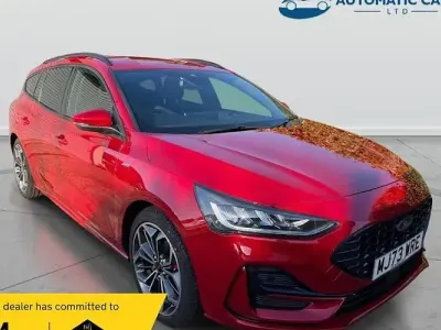 Used Ford Focus ST-Line X 155 HP (114 kW) 2023 Red Estate