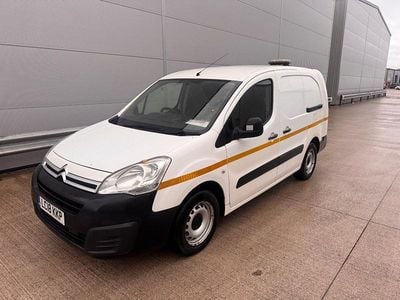 White Used 2018 Citroën Berlingo MPV | £4,000 (Good price)