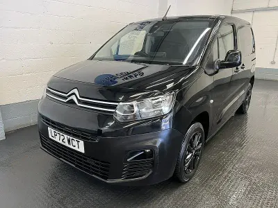 Usado Citroën Berlingo 2023 Preto Monovolume