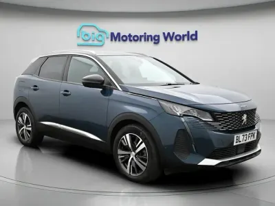 Used Peugeot 3008 Allure 131 HP (96 kW) 2023 Blue SUV
