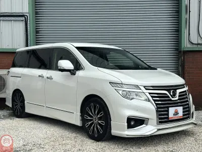 Used Nissan Elgrand Premium Edition 2025 Black MPV