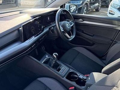 Used VW Golf VIII Active 110 HP (80 kW) 2022 Pure white Hatchback