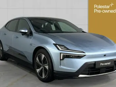 Begagnad Polestar 4 Plus 200 kW (272 HK) 2024 Blå SUV