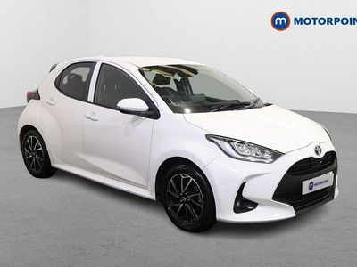 Used Toyota Yaris Hybrid Design 2022 White Hatchback