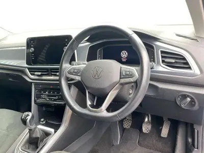 Used VW T-Roc Style 110 HP (80 kW) 2022 Blue SUV