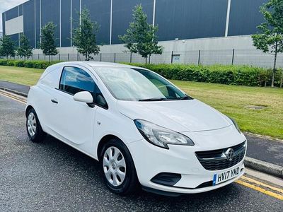 Used Vauxhall Corsa 95 HP (69 kW) 2017 White Van