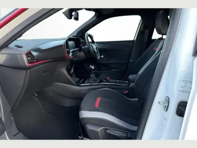 Used Vauxhall Mokka SRi 129 HP (94 kW) 2022 White SUV