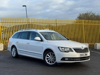 White Used 2013 Skoda Superb GreenLine Estate | £5,994 (Fair price)