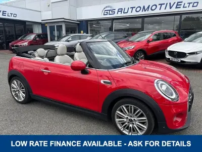 Used Mini Cooper Cabriolet Exclusive 135 HP (99 kW) 2019 Red Cabriolet